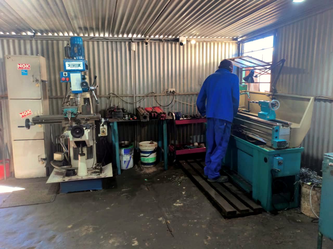 Turning section